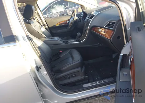 2012 Lincoln Mkx z USA, uszkodzony, nr VIN 2LMDJ8JK4CBL16985